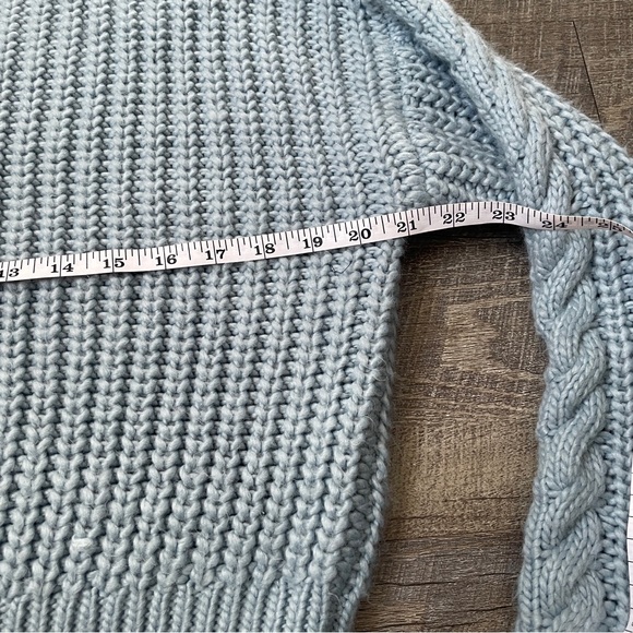 La Hearts Heather Gray V-Neck Sweater - Picture 9 of 11